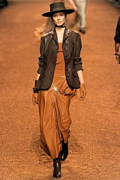 Look 40